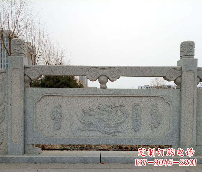 益阳公园户外栏板石雕