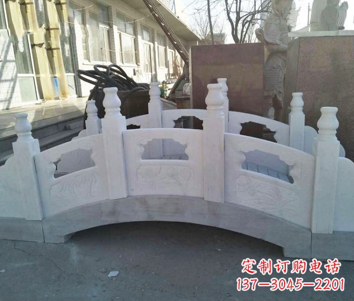 益阳大理石拱桥雕塑