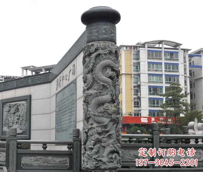 益阳传承中国古典文化的雕刻龙柱雕塑