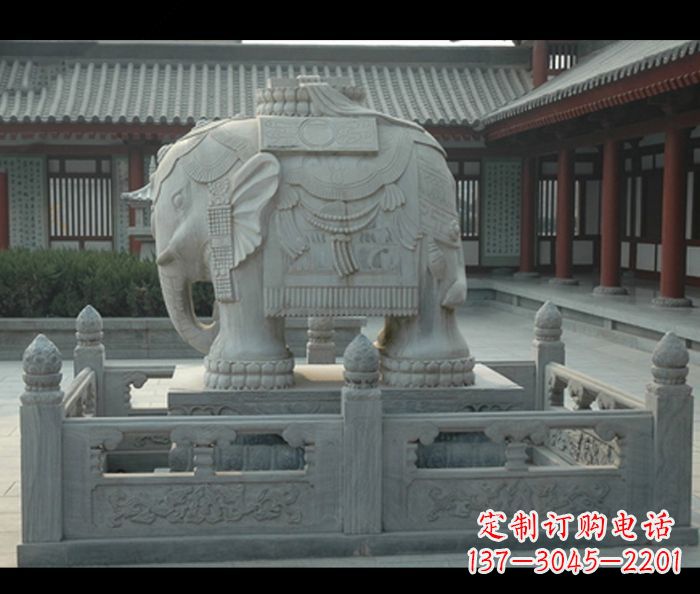 益阳用大象雕塑彰显田园风情