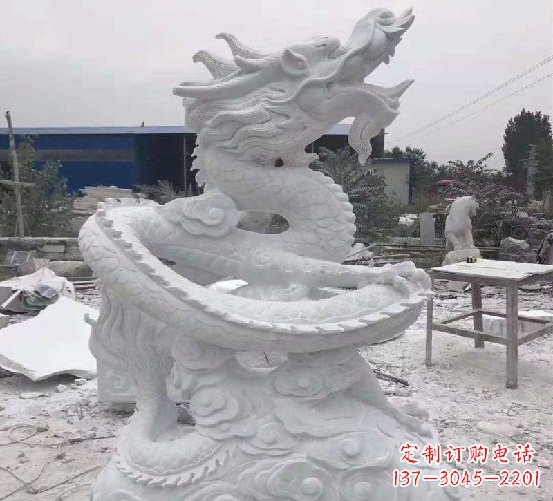 益阳精美盘龙石雕塑
