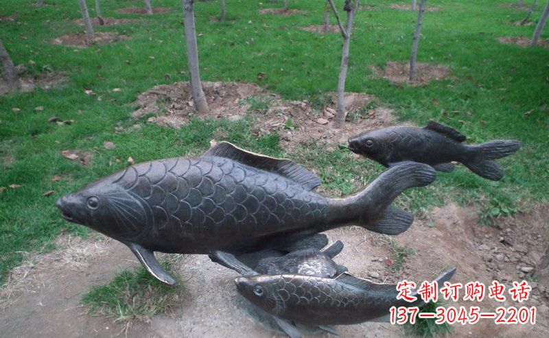 益阳艺术记忆——公园装饰铜雕鲤鱼