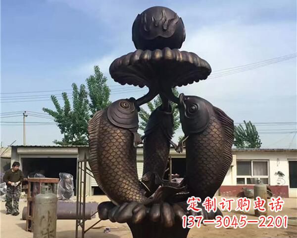 益阳公园鲤鱼喷泉铜雕