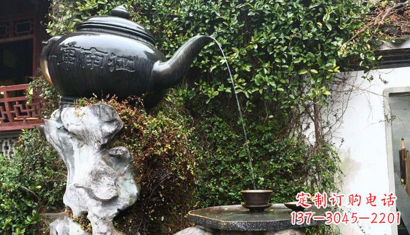 益阳公园流水茶壶铜雕222