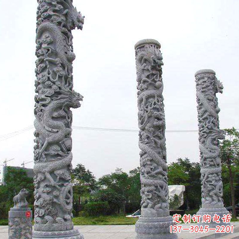 益阳公园龙柱雕塑