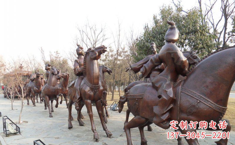 益阳蓬勃向上的骑马雕塑