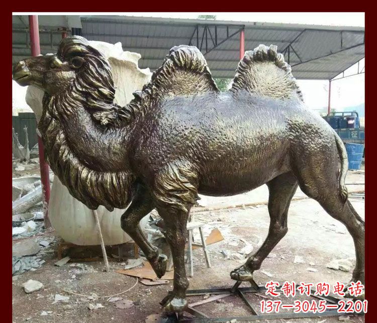 益阳双峰骆驼铜雕塑,精美绝伦