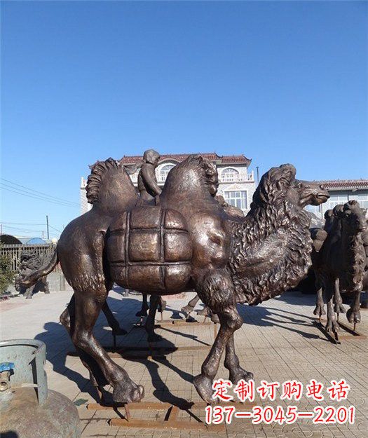 益阳高端铜骆驼雕塑定制