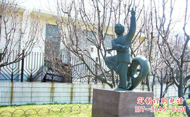 益阳精致细腻的老人铜雕