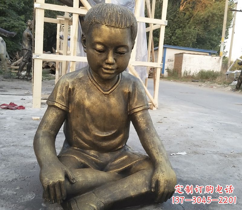益阳公园下象棋的儿童铜雕