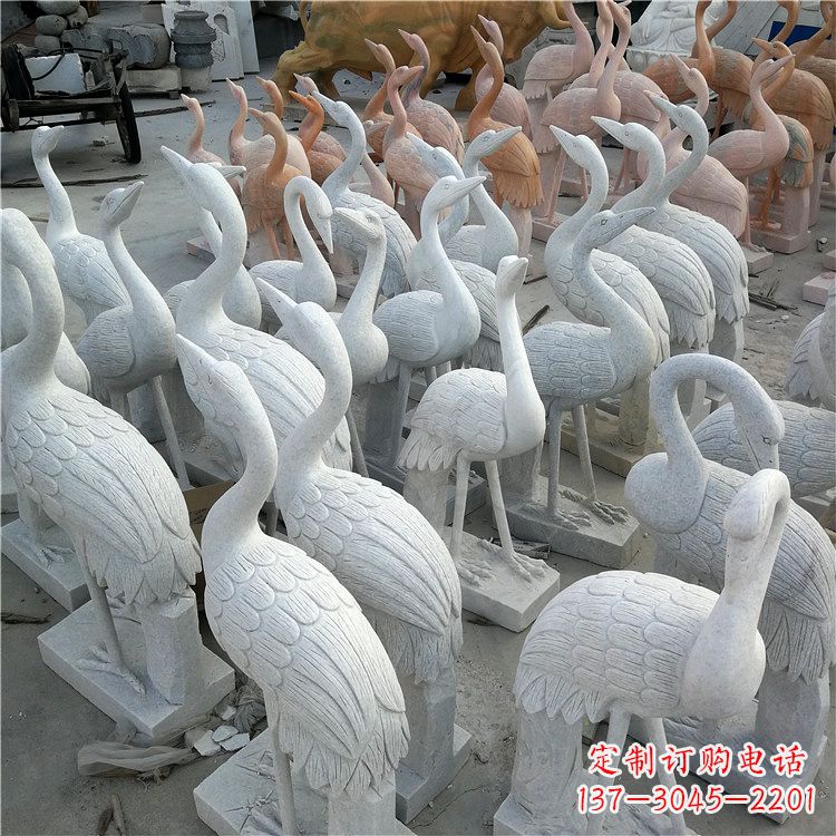 益阳公园仙鹤草坪动物石雕摆件