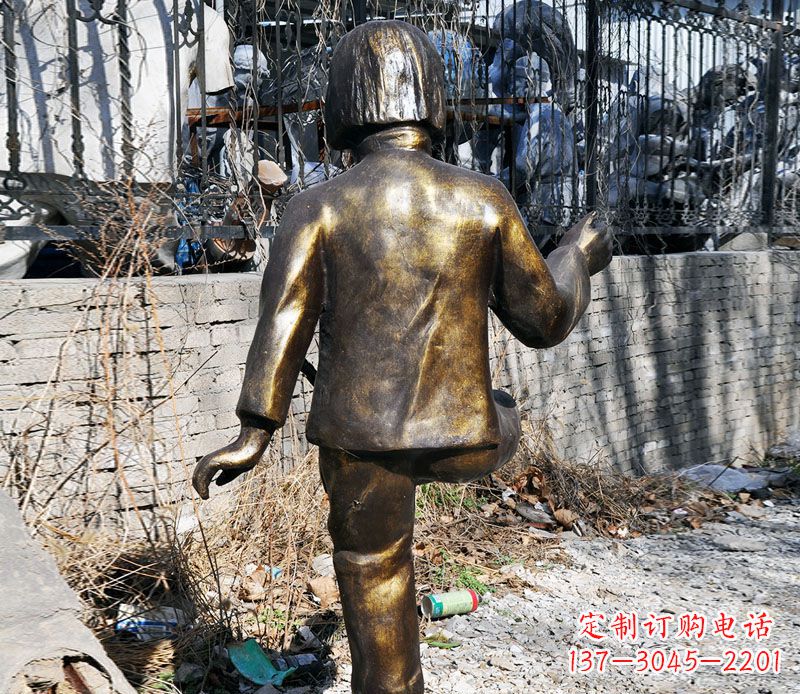 益阳纯正艺术——公园小女孩踢毽子铜雕