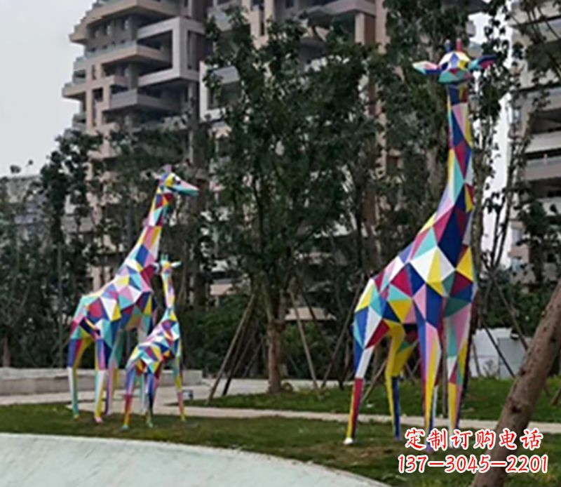 益阳精美高雅的长颈鹿雕塑