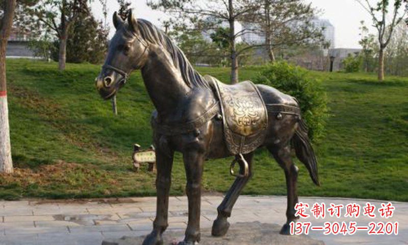 益阳公园铸铜马