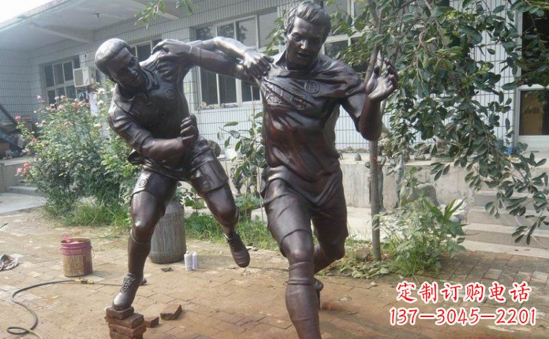 益阳领雕塑卓越的足球雕塑技艺