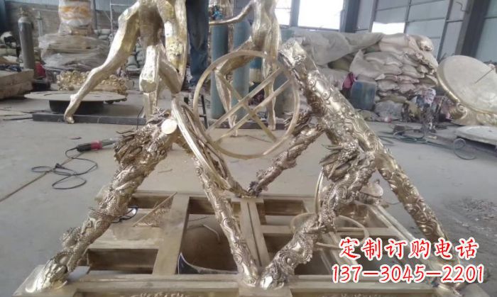 益阳“百年古董浑天仪铜雕,让古典美触手可及”