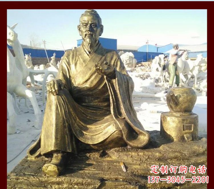 益阳古代名人熬中药的张仲景铜雕