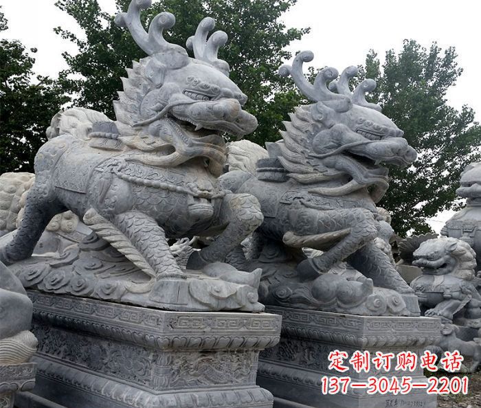 益阳古典精美麒麟雕塑