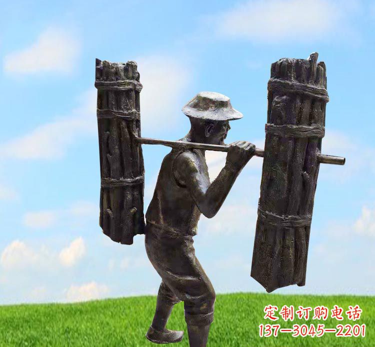 益阳精美老人铜雕,传承古代挑柴精神