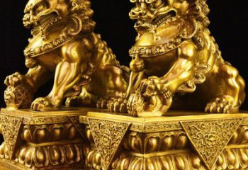 益阳故宫金狮子雕塑，精工细技定制爱心图案