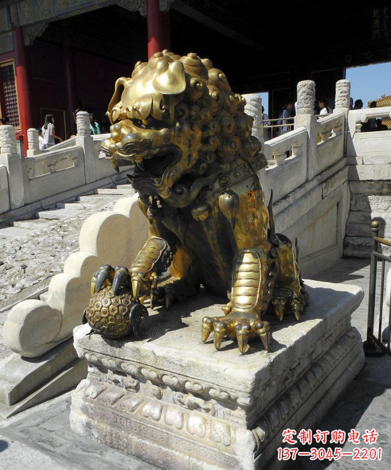 益阳故宫铜制狮子雕塑,传承中国传统文化