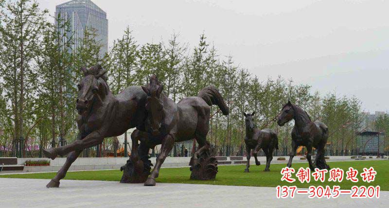 益阳广场奔马动物铜雕
