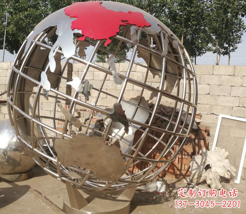 益阳极致魅力:不锈钢抽象地球雕塑