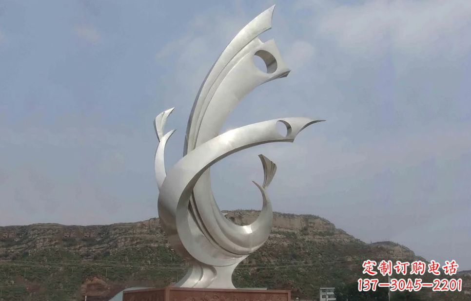 益阳金羽凤凰-不锈钢抽象雕塑