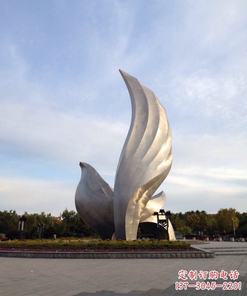 益阳广场不锈钢抽象鸽子雕塑 (2)