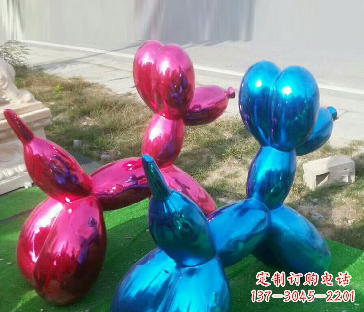 益阳中领雕塑：精美不锈钢小狗雕塑，给您带来温馨的家庭氛围！