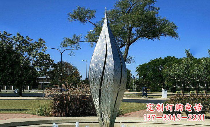 益阳广场不锈钢花骨朵喷泉雕塑