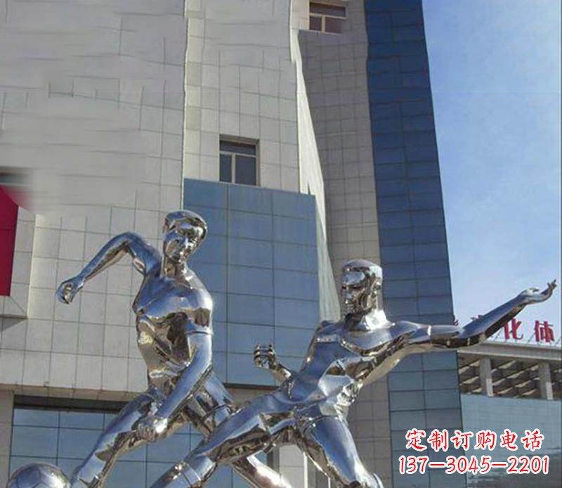益阳中领雕塑：专业的足球运动雕塑定制