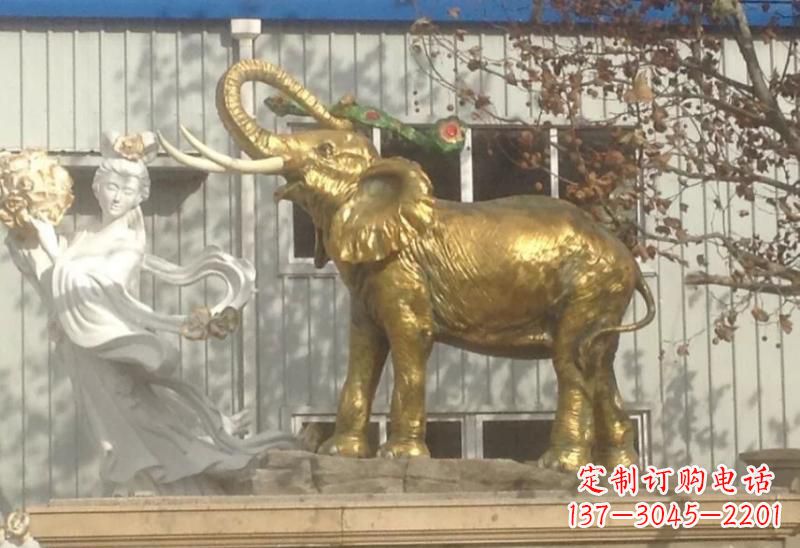 益阳广场大象雕塑