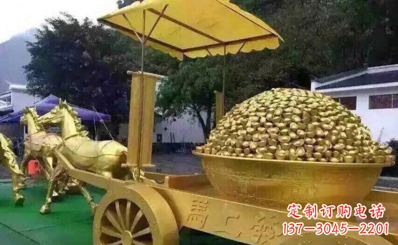 益阳中领雕塑:精美的玻璃钢马雕塑