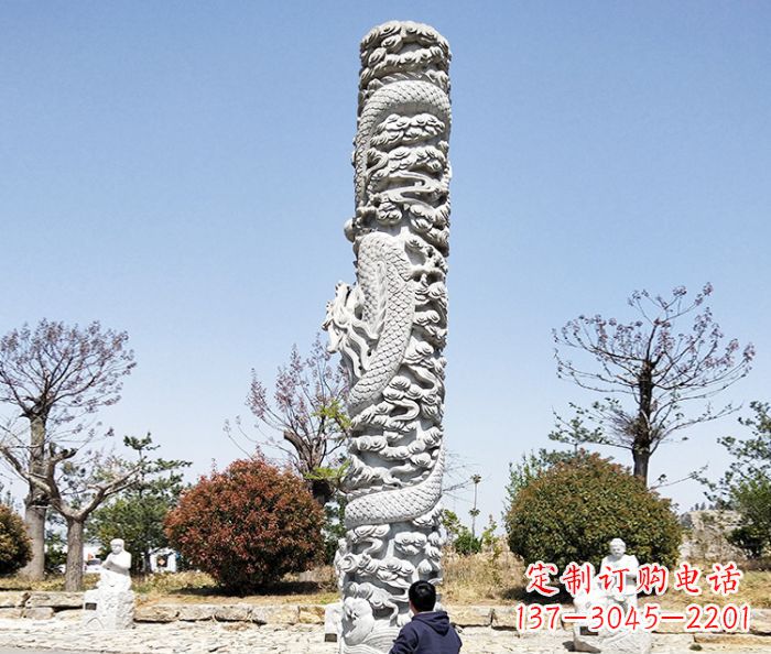益阳广场景观大理石盘龙柱石雕