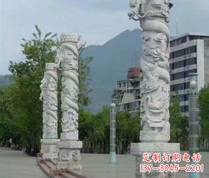 益阳定制精美的盘龙柱石雕