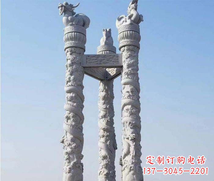 益阳中领雕塑推出的高端盘龙柱石雕,是一种精美…