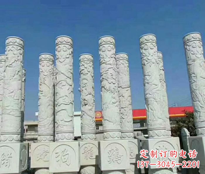 益阳来自中国文化的十二生肖雕塑