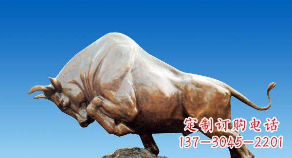 益阳广场开荒拓荒牛铜雕