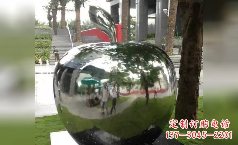 益阳广场苹果不锈钢雕塑