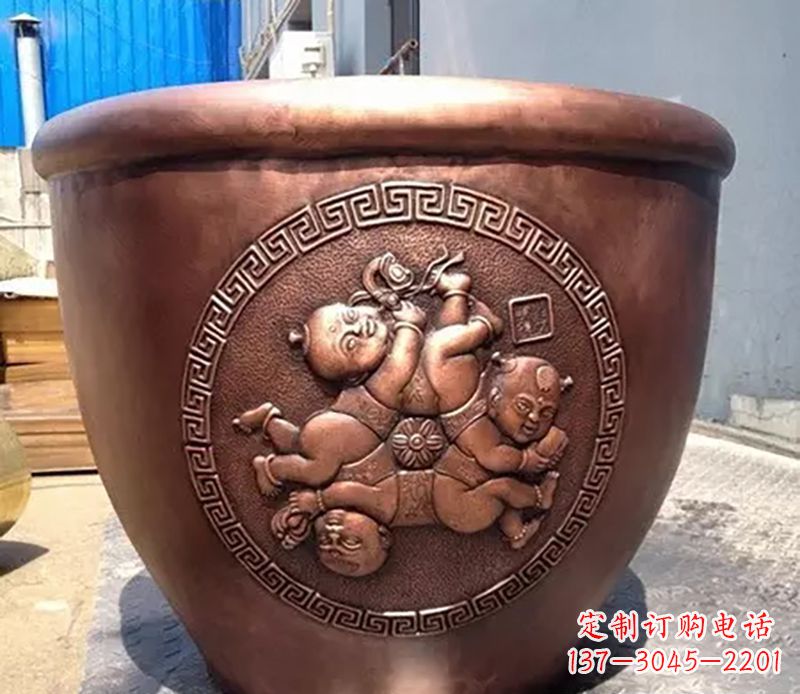 益阳中领雕塑出品,高端水缸铜雕塑