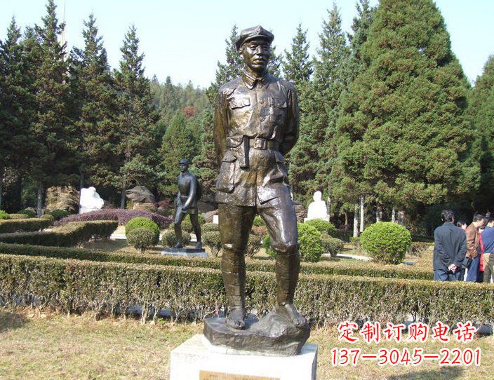 益阳铜雕解放军战士,荣誉的象征