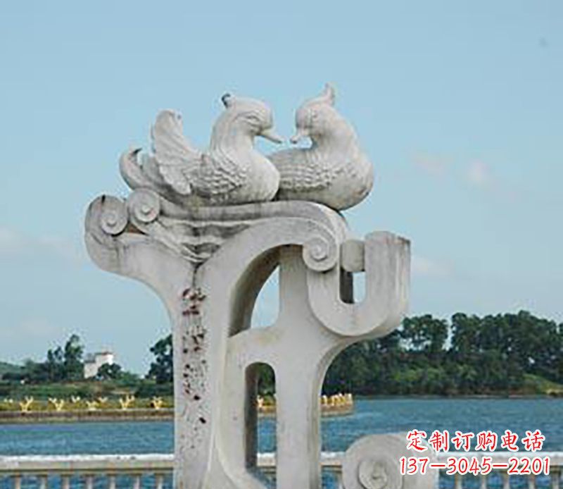 益阳海边石雕鸳鸯景观是由中领雕塑提供的一种非…