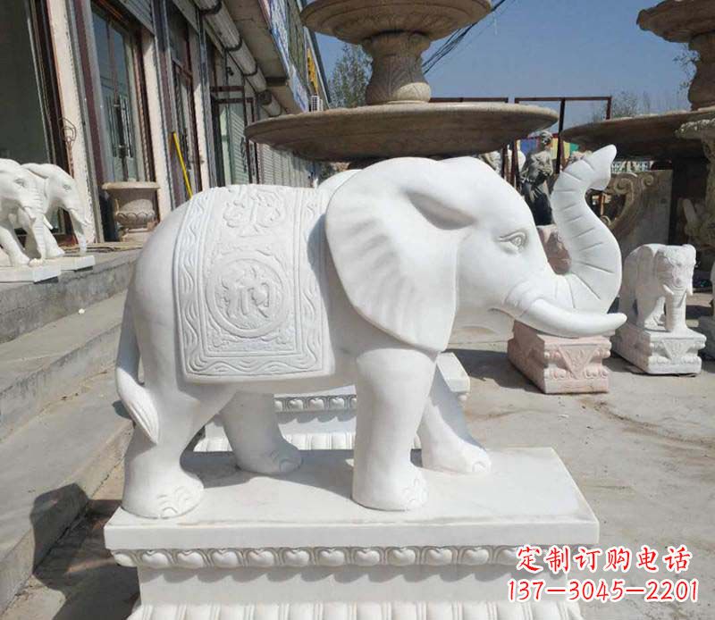 益阳汉白玉酒店门口喷水大象