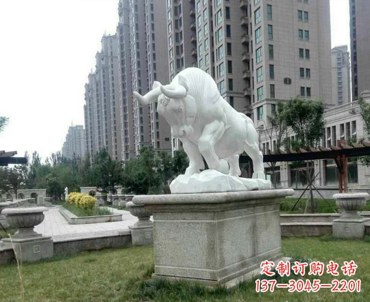 益阳献给社区的精美石雕动物