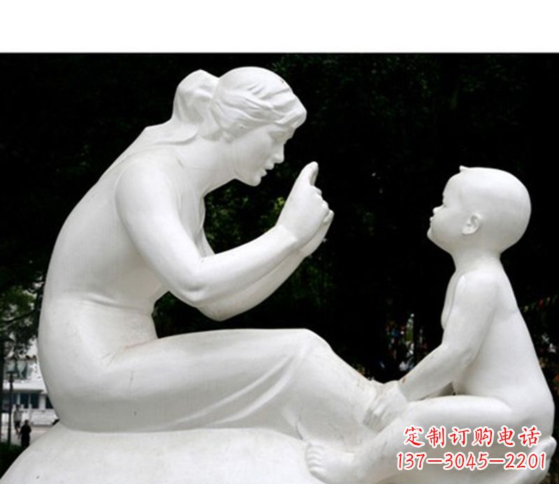 益阳中领雕塑,创造传统的母爱石雕