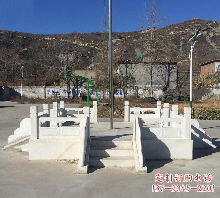 益阳汉白玉雕刻的精致升旗台