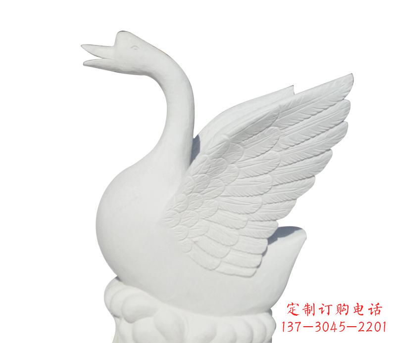 益阳汉白玉雕刻的精美天鹅雕塑
