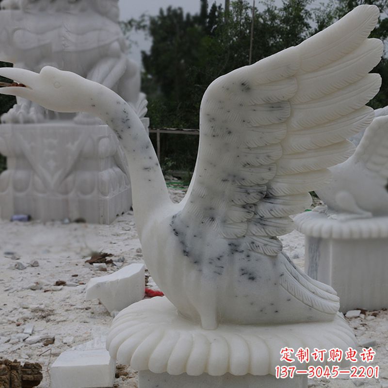 益阳汉白玉吐水天鹅石雕