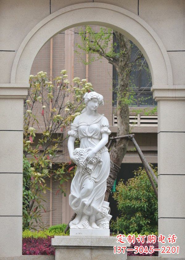 益阳汉白玉精美美女雕塑